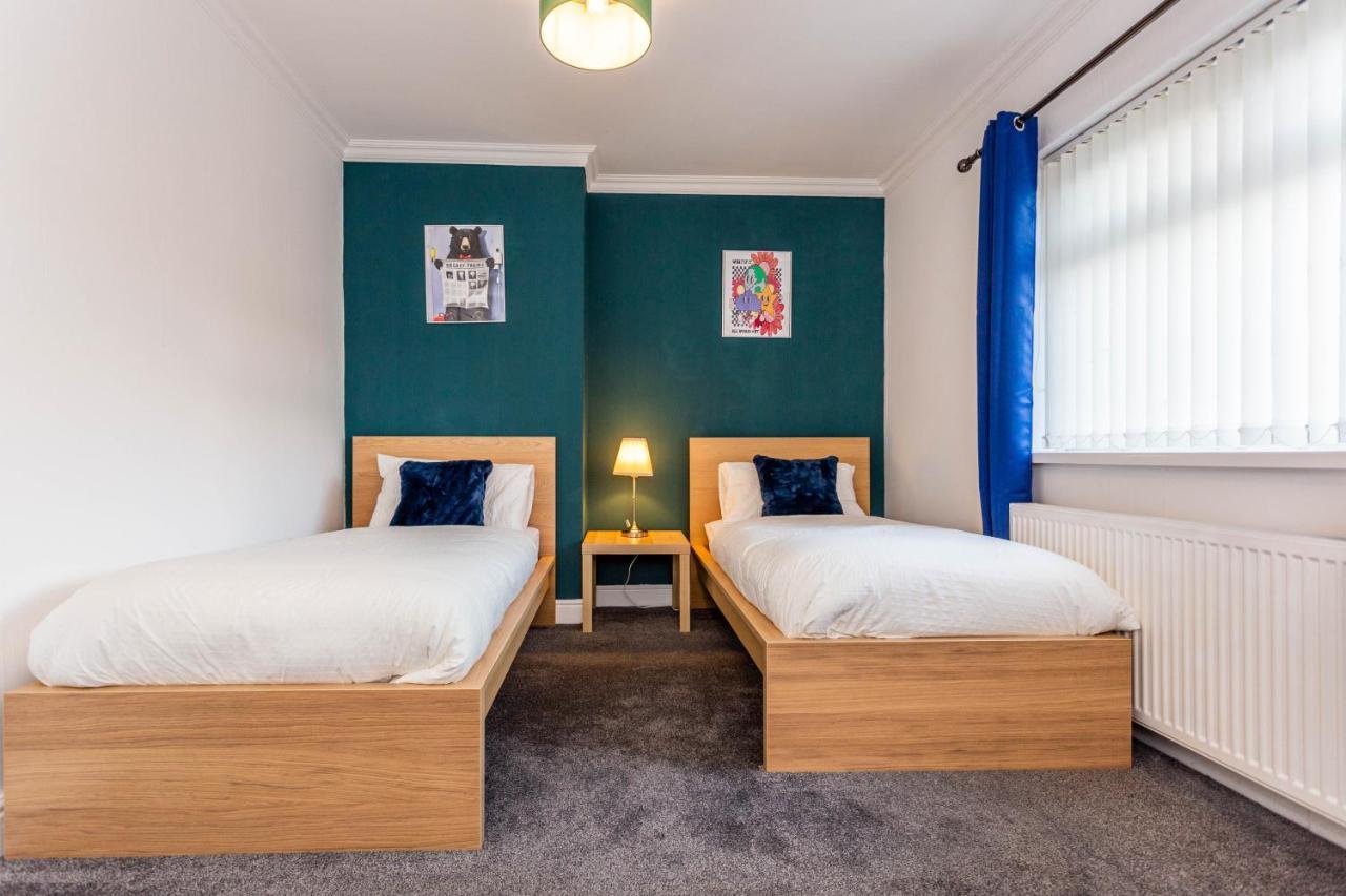 Апартаменты Millway House Newcastle Gateshead With Free Parking Экстерьер фото